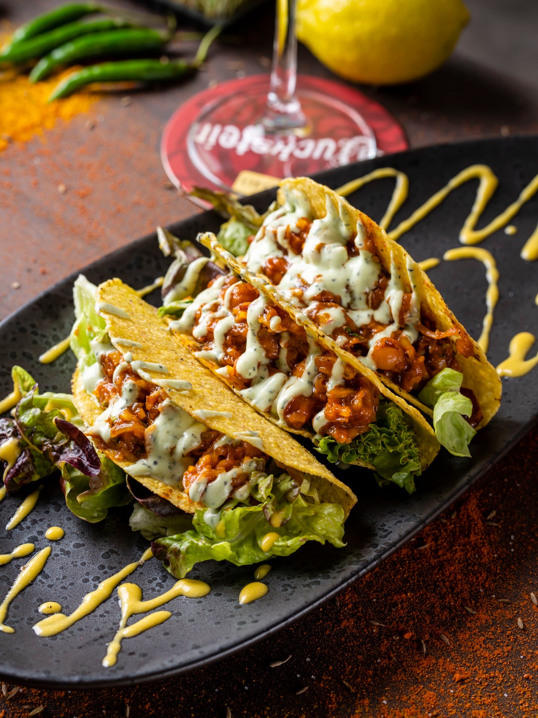 Indische Street-Food-Tacos im GOA Restaurant Hamburg